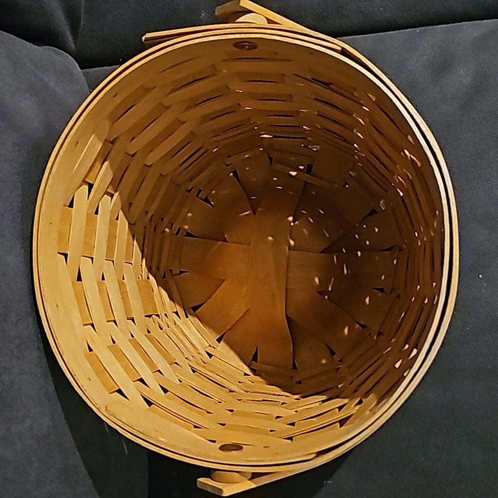 Longaberger basket - Picture 4 of 7